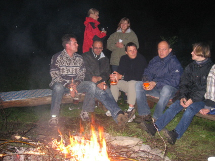 Alte Geschichten am Lagerfeuer